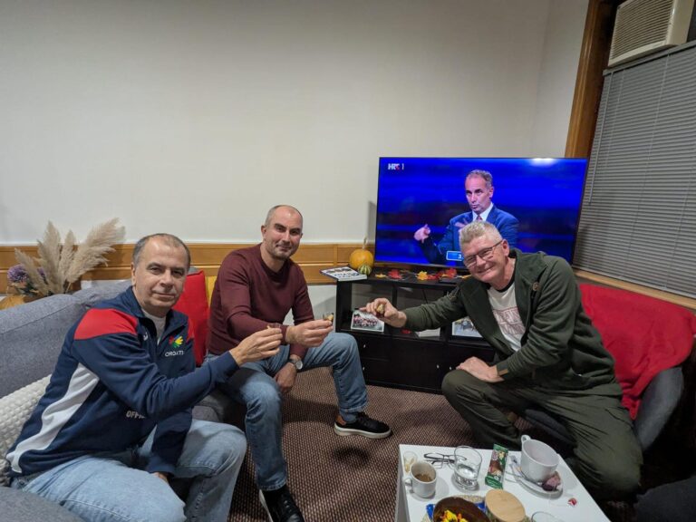 WhatsApp Image 2025-11-21 at 09.56.21 (5)