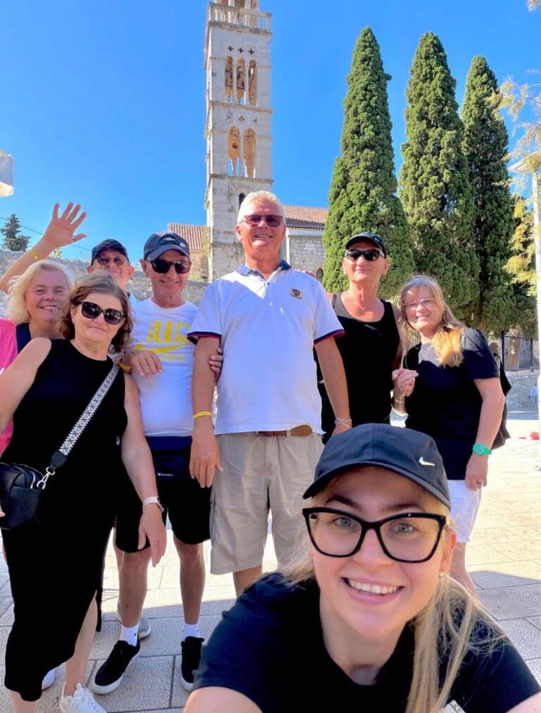 hvar9